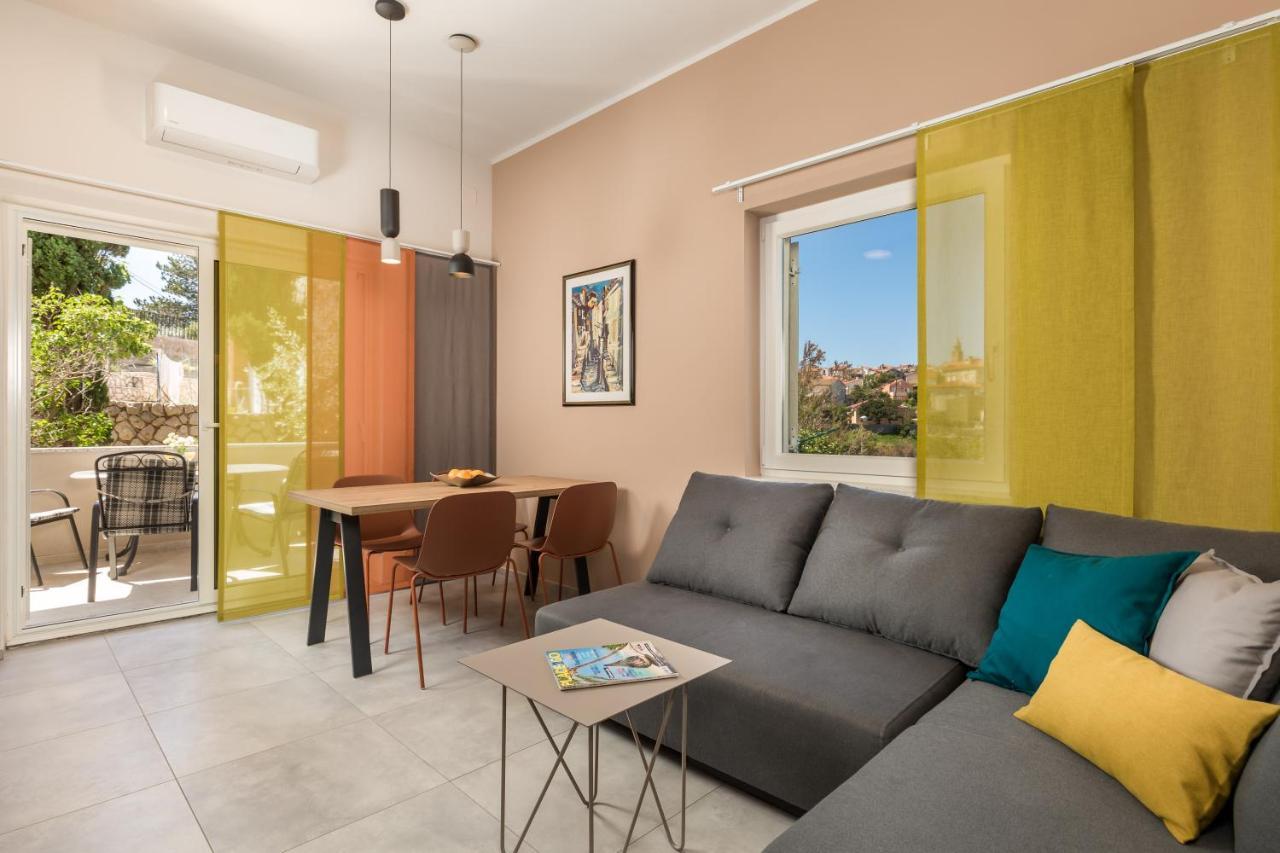 ורבניק Apartmani Heni מראה חיצוני תמונה